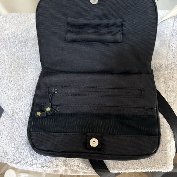 Sherpani small bag - Picture 3 of 3